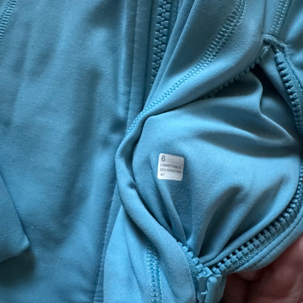 Washed Blue Define Jacket *Nulu 🩵 - Picture 4 of 9